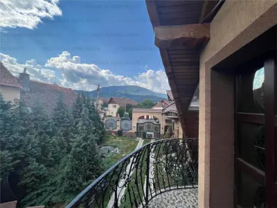 Casa deosebita, spatioasa, cu teren - Codlea, jud. Brasov - foto 23