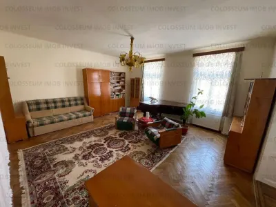 Apartament cu 4 camere - zona Centrul Istoric - foto 2