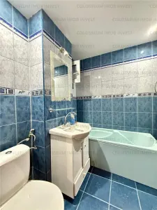 Apartament cu 3 camere, decomandat - Cartier Racadau - foto 6