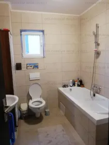 Apartament 3 camere, decomandat  - zona Sanpetru - foto 8