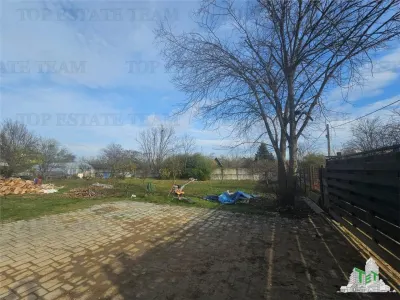 Teren 2000mp intre case langa Padurea Teghes - Teghes