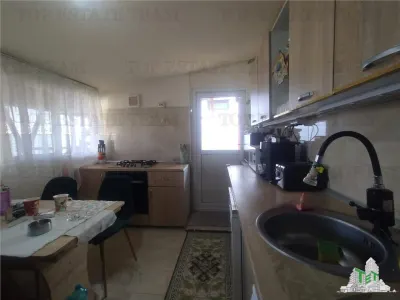 Ocazie! Casa individuala cu teren generos 700 mp, panouri fotovoltaice, langa Bucuresti, comuna 1 Decembrie - foto 7