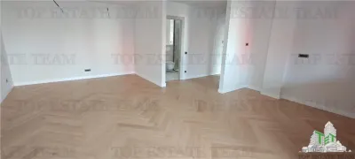 Apartament de 4 camere, cu finisaje premium, 160mp, 2bai, 2 bucatarii, toate utilitatile, piscina, complex rezidential securizat, zona Padurea Baneasa - foto 11
