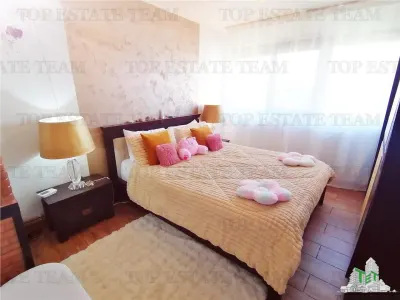 Casa spatioasa cu 2 corpuri, teren 1600 mp si acces rapid la A3/A7, adiacent Snagov - foto 2