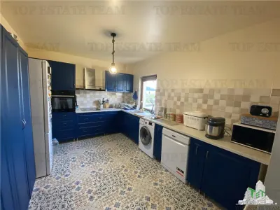 Vila spatioasa cu 3 apartamente in Fundeni Dobroiesti - foto 20