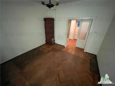 Apartament 2 camere, etaj 1, aproape de Piata Domenii zona linistita. - foto 9