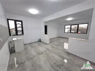 For Sale Casa Vlasiei/Livada si curte generoasa - foto 6