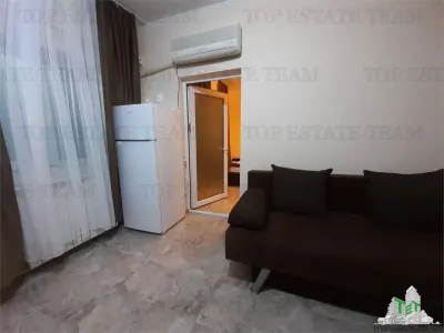 Vila moderna + casa renovata cu 2 apartamente si teren generos  -  Palazu Mare , Constanta - foto 14