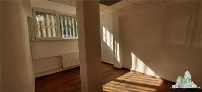 Spatii birou / comerciale de inchirat ,Universitate,  10 euro / mp - foto 17