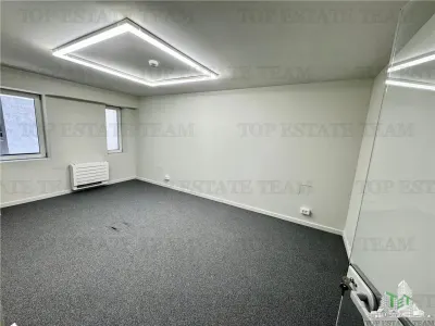 Oferta speciala ! Birou de inchiriat pentru 15 persoane la 1  minut distanta de metrou  + parcari + recompartimentare - foto 15