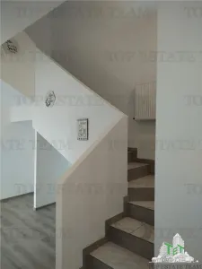 Vila individuala cu 5 camere,  2 terase, 4 locuri de parcare,350mp teren imprejmuit si toate utilitatile in Cornetu, Ilfov - foto 2