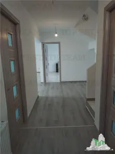Vila individuala cu 5 camere,  2 terase, 4 locuri de parcare,350mp teren imprejmuit si toate utilitatile in Cornetu, Ilfov - foto 5
