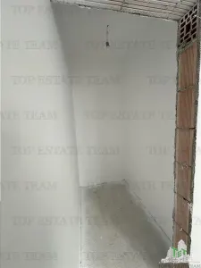 Vila cocheta cu 3 camere, dormitor matrimonall,  incalzire in pardoseala, terasa superba, si pod spatios, Calea Bucuresti , 15 minute de  metrou Pacii - foto 17