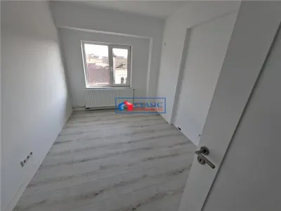 Vanzare apartament 4 camere pentru locuit sau sediu firma, birouri Centru, Cluj-Napoca - foto 8
