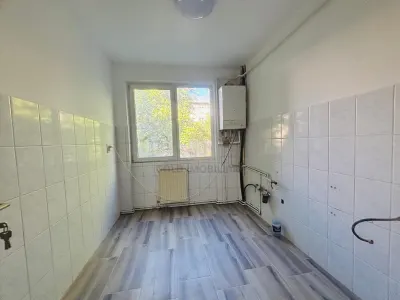 Apartament 3 camere cu garaj  Slavici - foto 7