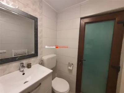 Apartament cu 2 camere de vanzare - foto 7