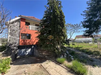 Proprietate cu farmec aparte si teren generos in Paulesti - foto 4