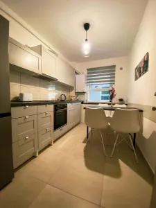 Apartament 3 camere zona Coresi Brasov - foto 2