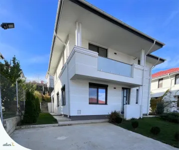 Casa premium cu 4 camere | 155 mp | 500 mp teren | Hlincea - Manta Rosie - foto 11
