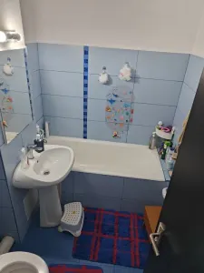 Apartament 2 camere decomandat Tractorul -Penny,118000 Euro - foto 4