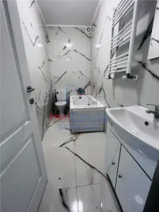 Apartament 1 camera cu loc parcare zona Capat Cug - foto 5