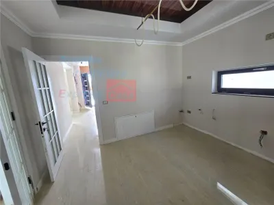Vila de lux in Miroslava: 4 camere, 2 terase, eficienta energetic - foto 4