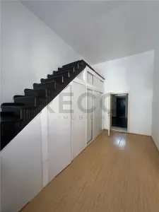 RECO Apartament ultracentral, loc de parcare privat inclus plus boxa - foto 5