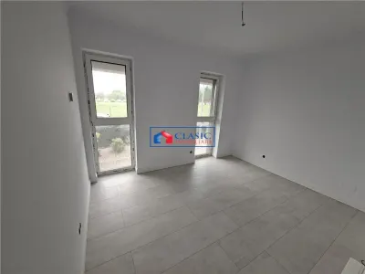 Vanzare apartament 4 camere de LUX bloc nou zona VIVO Floresti - foto 4