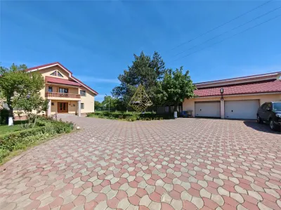 Casa P+E de vanzare in Lilieci – 3.350mp teren intravilan, livada, 2 garaje, panouri solare - foto 10