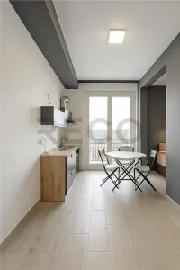 RECO, Apartament 2 camere, decomandat, loc de parcare, West Residence, Oradea - foto 4