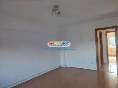 Inchiriere apartament 2 camere decomandat Targoviste Micro 11 - foto 4