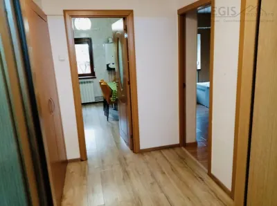 2 Camere Spatios, Luminos, Curat, Decomandat, Parcare, Racadau - foto 7