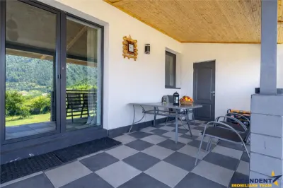 Rezidential/ Hotelier,eleganta discreta,energie verde,1.000mp teren,Tohanita ,Brasov. - foto 6