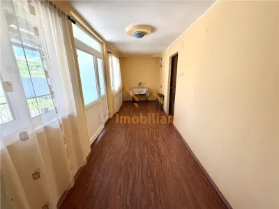 CASA DE VANZRE | 4 CAMERE | 978 MP TEREN | ROSIA | BIHOR | - foto 8
