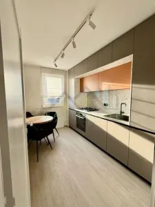 Apartament 2 camere Urban Plaza, pozitie excelenta - foto 2