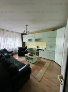 Apartament 2 camere, decomandat - zona Triaj - Brasov