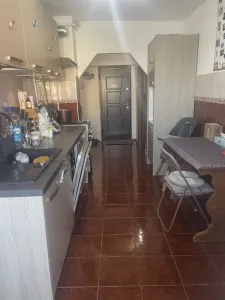 Apartament 3 camere Noua ,decomandat,etaj 2, loc parcare,133000 Euro - foto 5