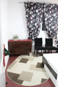 Apartament  2 camere Mircea cel Batran 360 euro - Iasi
