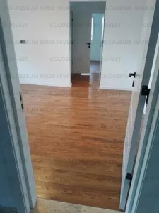 Apartament 2 camere, semidecomandat - zona Astra - foto 4