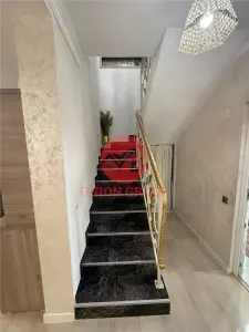 Duplex Cu Finisaje si Mobilier Premium, Navodari - foto 19