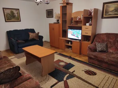 Apartament 4 camere etajul 1  cartier Noua - Brasov