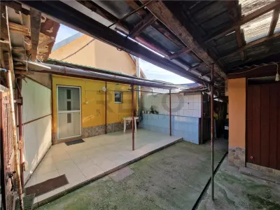 RECO Casa cu 2 camere+living, renovata complet, in Episcopia Bihor - foto 12