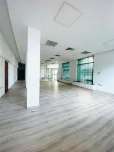 INCHIRIERE SPATIU COMERCIAL 199 mp CALEA  GRIVITEI TURDA SECTOR 1 - foto 2