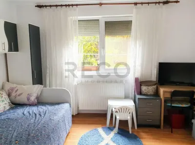 RECO Casa cu 5 camere P+M in Iosia - foto 23