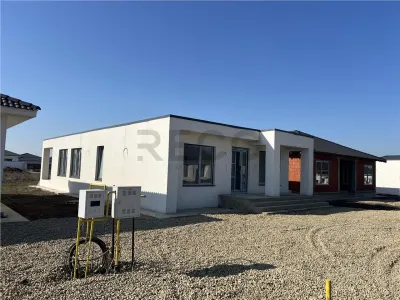RECO Vila în stil mediteranean cu 4 CAMERE SANTANDREI - foto 7