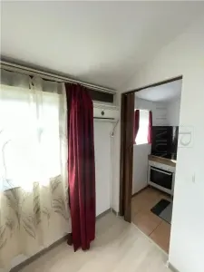 BUZIASULUI - APARTAMENT 1 CAMERA - mobilat, utilat , decomandat - foto 3