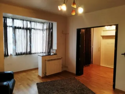 Apartament 2 camere in Ploiesti, zona ultracentrala - foto 3