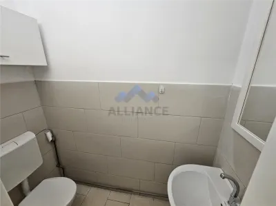 Zona Billa-str. Strapungerii Silvestru, spatiu birouri - foto 8