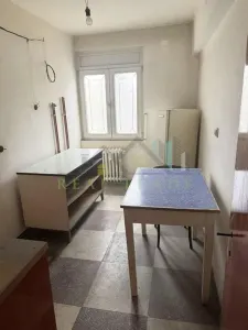 Apartament 2 camere etajul 2 B-dul Victoriei - Brasov