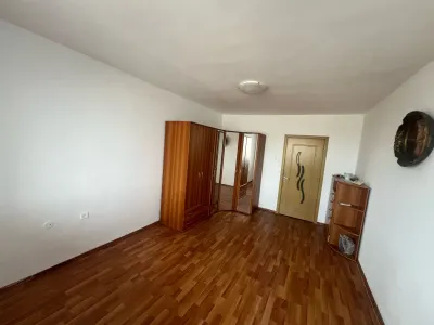 Apartament 2 camere, zona Vlahuta - foto 6